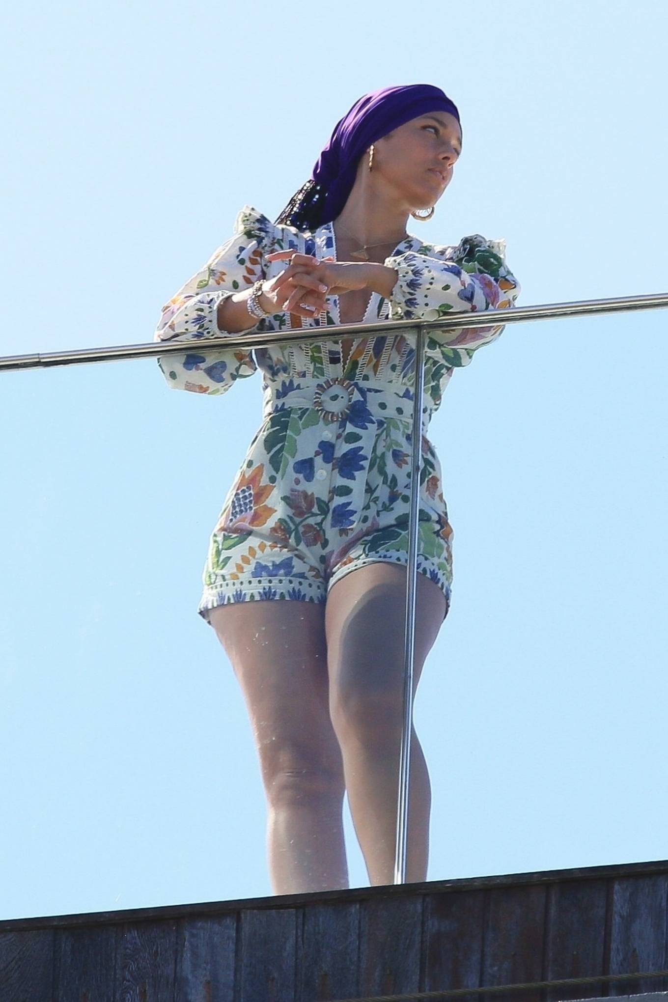 Alicia Keys 2023 : Alicia Keys – On a photoshoot by the Fasano Hotel pool in Rio-09