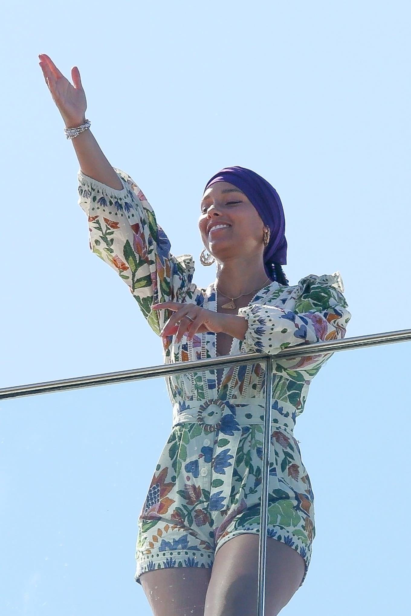 Alicia Keys 2023 : Alicia Keys – On a photoshoot by the Fasano Hotel pool in Rio-10