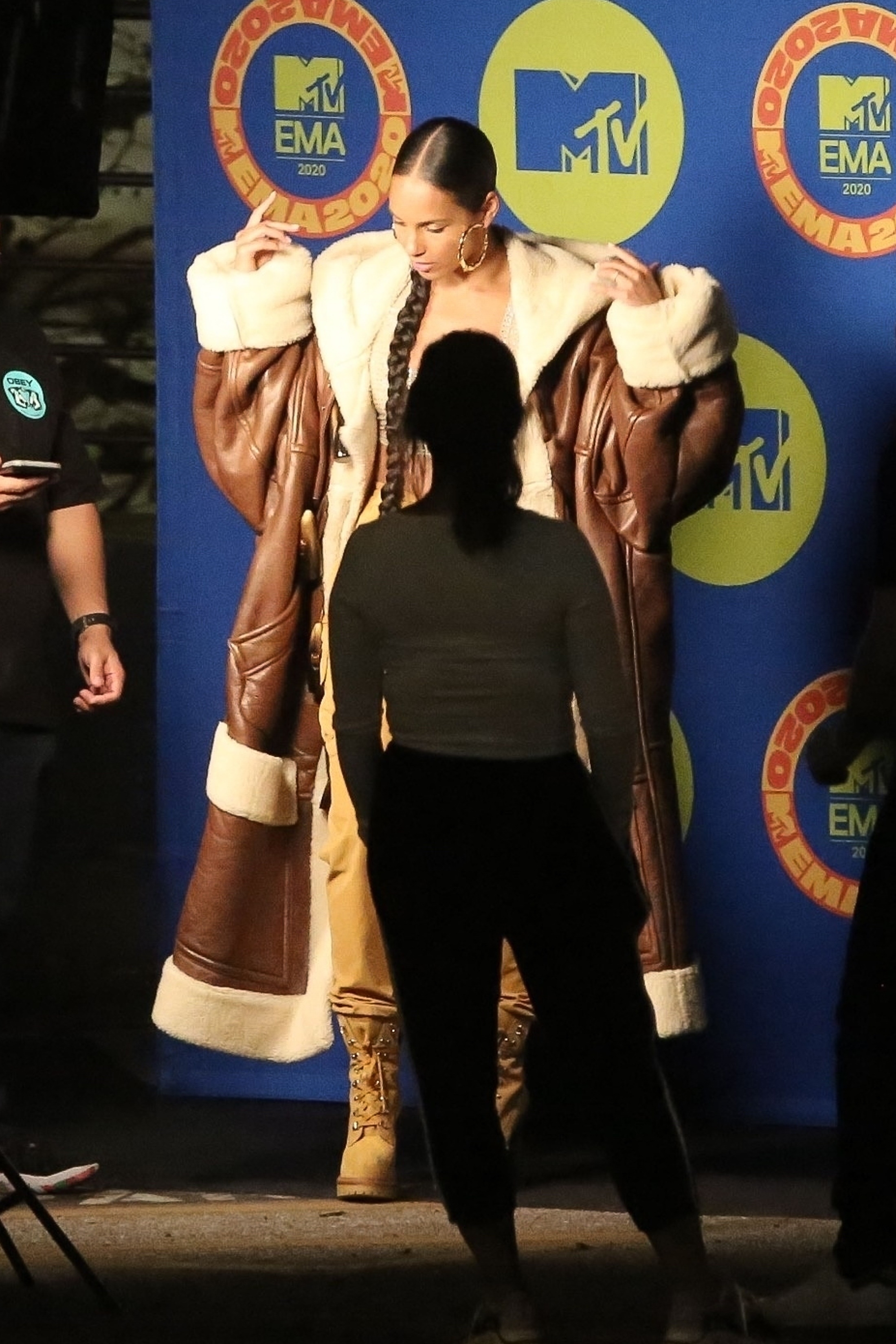 Alicia Keys – On the set for MTV EMA in Los Angeles