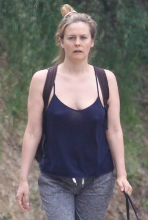 Alicia Silverstone - Walking her dogs in Hollywood