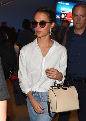 Alicia Vikander - Arriving at LAX Airport in Los Angeles