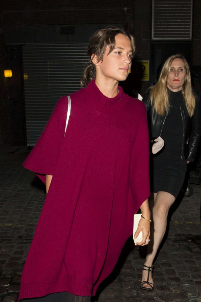 Alicia Vikander - Arriving to the Chiltern Firehouse in London