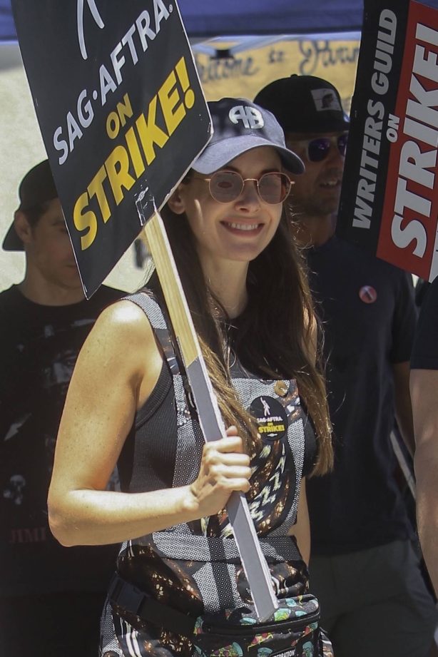 Alison Brie - Pictured at SAG Strike at Paramount in Hollywood