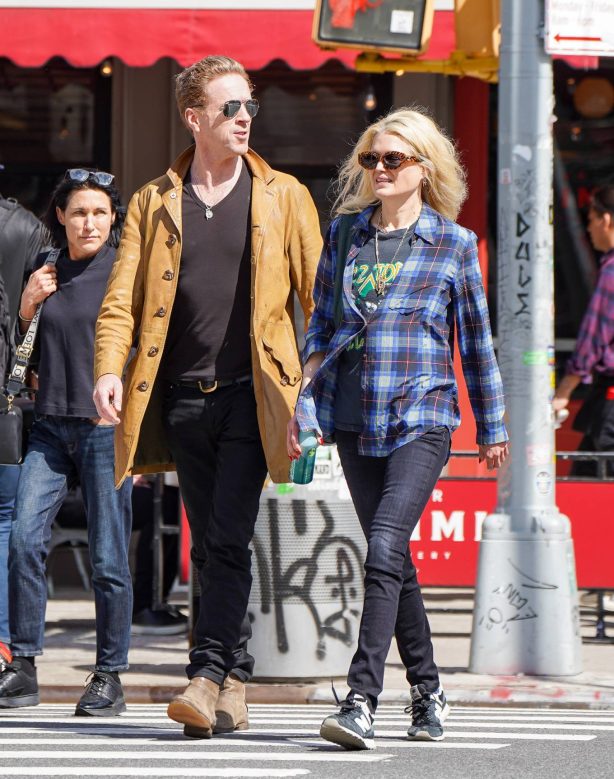 Alison Mosshart - Seen on a stroll in New York