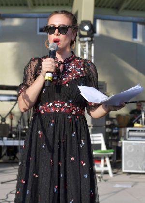 Alyssa Milano - Hosting Actions for Change Food and Music Festival in Parkland