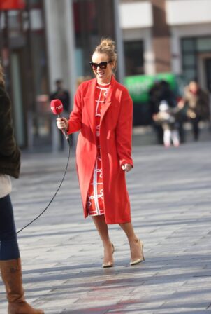 Amanda Holden - Filming in Leicester Square - London