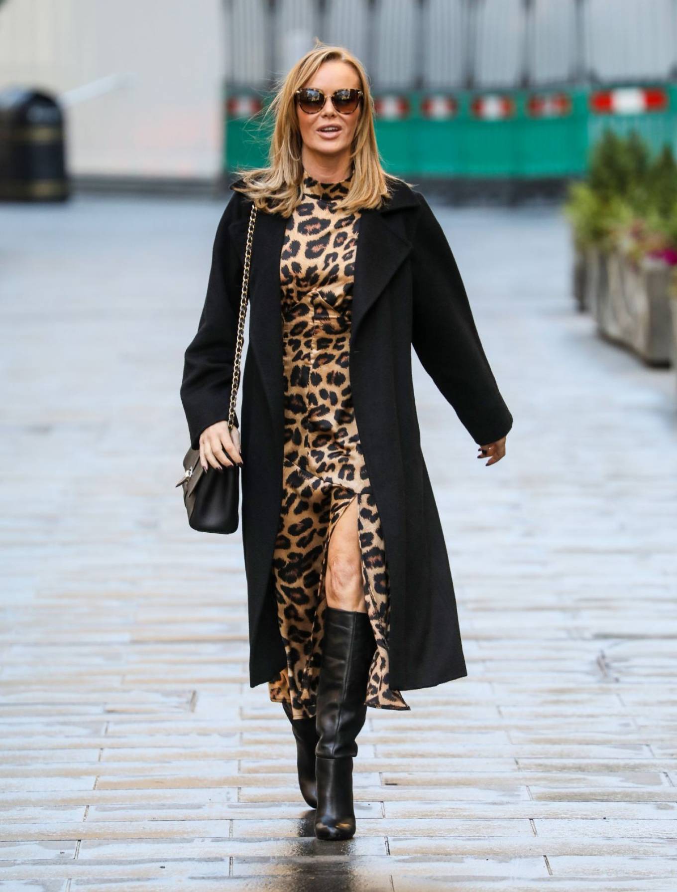 Amanda Holden 2020 : Amanda Holden – out and about in London -05