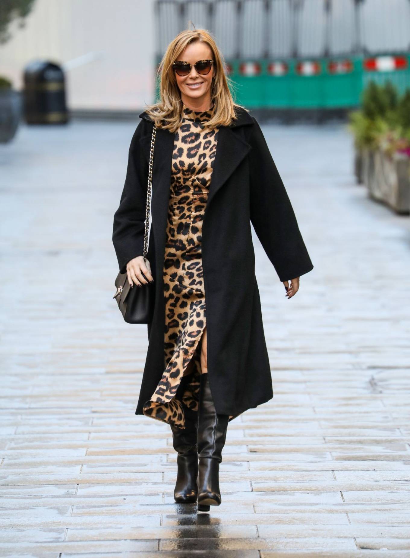 Amanda Holden 2020 : Amanda Holden – out and about in London -08