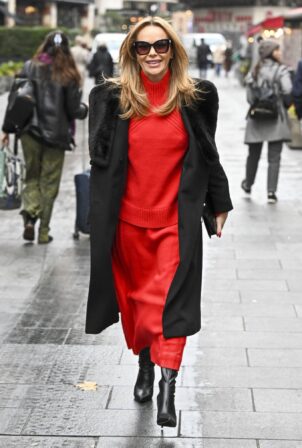 Amanda Holden - Seen leaving Global Studios in London