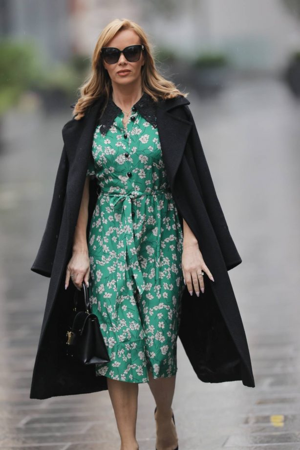 Amanda Holden - Wearing a LK Bennett while out in Central London