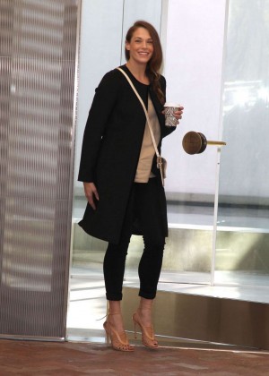 Amanda Righetti - Goes Shopping in Beverly Hills