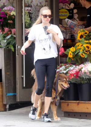 Amanda Seyfried in Leggings around the West Village in NY