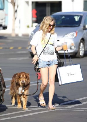 Amanda Seyfried - Walking her dog in West Hollywood