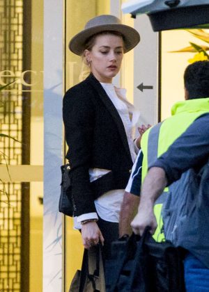 Amber Heard and Elon Musk on private Jet Leave Sydney Airport