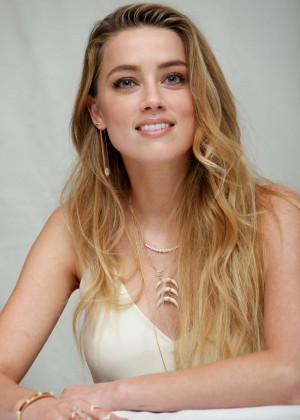 Amber Heard - 'Magic Mike XXL' Press Conference in West Hollywood
