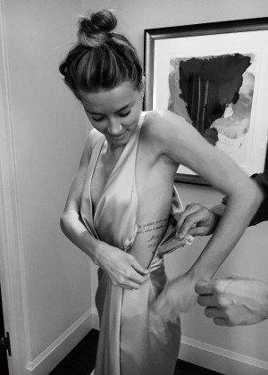 Amber Heard - Met Gala 2016 Photo Diary