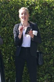 Amber Heard - Prepare for the Oscars 2020 in Los Angeles