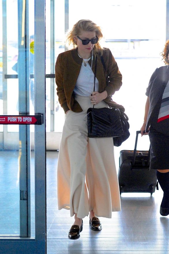 Amber Heard - Spotted at JFK Airport in New York