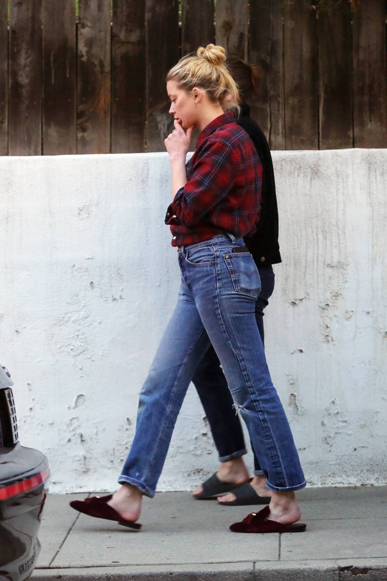 Amber Heard – Spotted near her home in Los Angeles