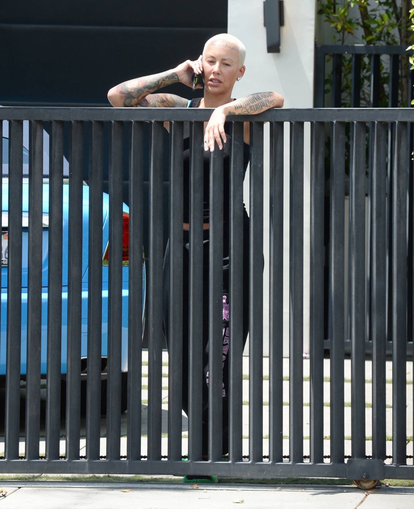 Amber Rose 2023 : Amber Rose – Seen on the phone in Los Angeles-10