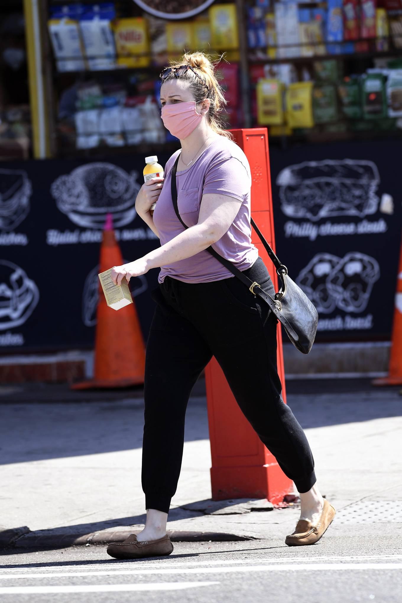 Amber Tamblyn â€“ Out in NYC