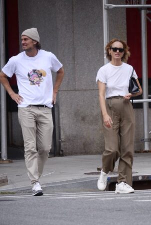 Amber Valletta - Out in Tribeca New York