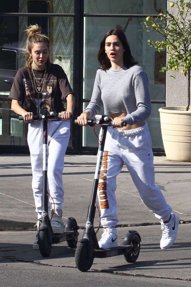 Amelia and Delilah Hamlin - Have fun with lime scooters in West Hollywood