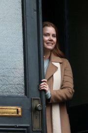 Amy Adams - Filming 'The Woman In The Window' in New York