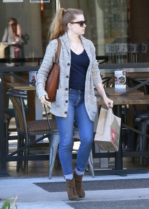 Amy Adams in Jeans Christmas shopping in Beverly Hills