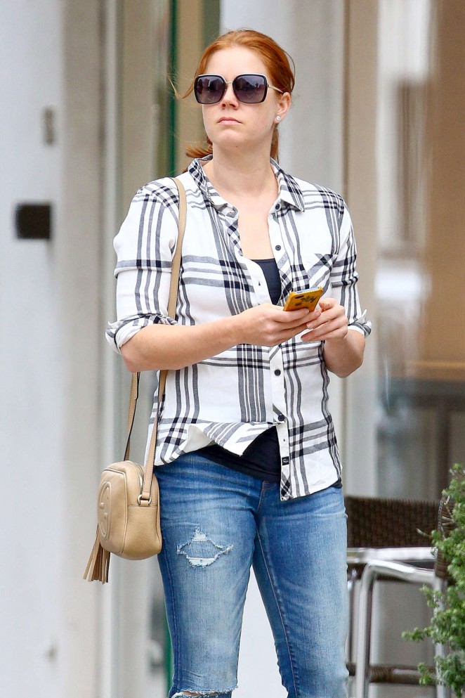 Amy Adams in Tight Jeans out in Beverly Hills