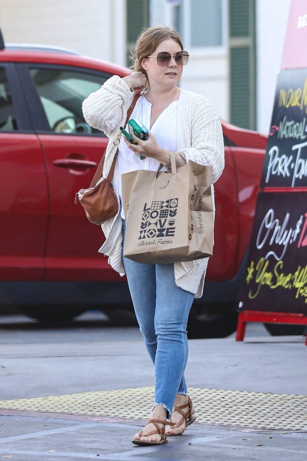 Amy Adams - Shopping at Bristol Farms in Beverly Hills