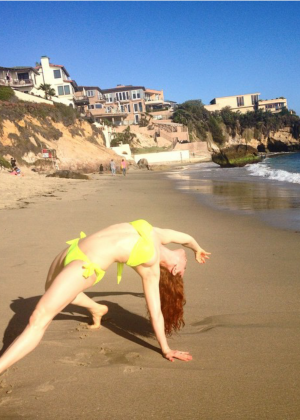 Amy Davidson in Bikini Doing Yoga - Instagram