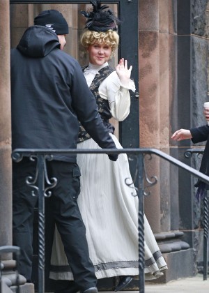 Amy Schumer wears a Puritan period costume in New York City