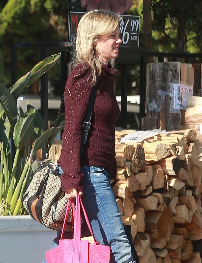 Amy Smart out shopping in West Hollywood