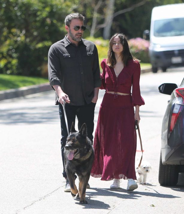 Ana De Armas and Ben Affleck - With their dogs out in Brentwood