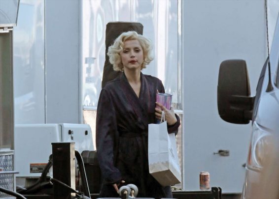 Ana de Armas - Filming 'Blonde' in Los Angeles