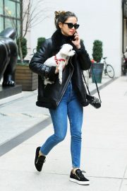 Ana de Armas - In Skinny Jeans out in New York City