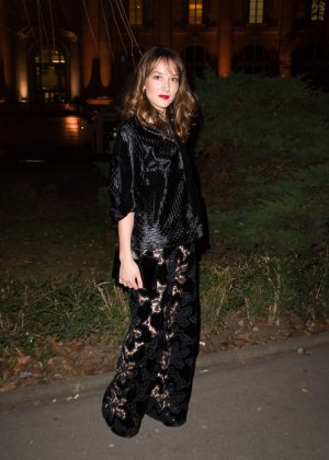 Anais Demoustier - Sidaction Gala Dinner SS 2017 in Paris