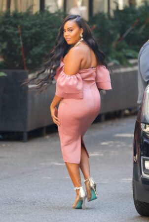 Angela Simmons - Leaving the Tamron Hall show in New York