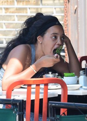 Angela Simmons Out for lunch in New York