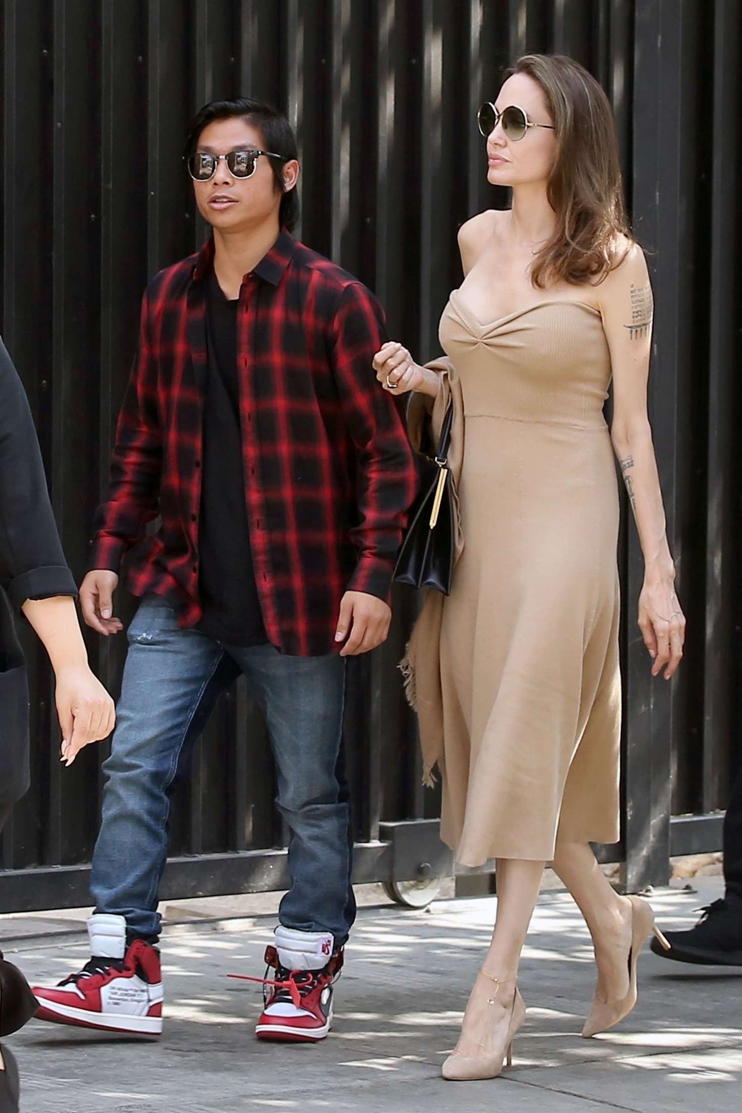 Angelina Jolie 2018 : Angelina Jolie and her son Pax at Perch restaurant -10