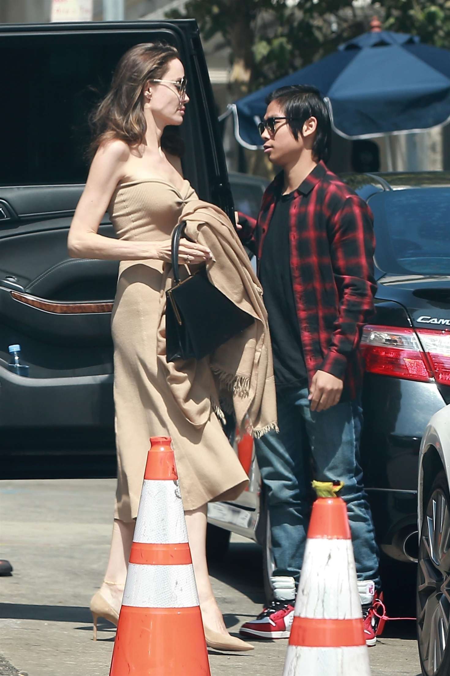 Angelina Jolie 2018 : Angelina Jolie and her son Pax at Perch restaurant -11