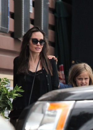 Angelina Jolie shops at organic food store in Los Angeles