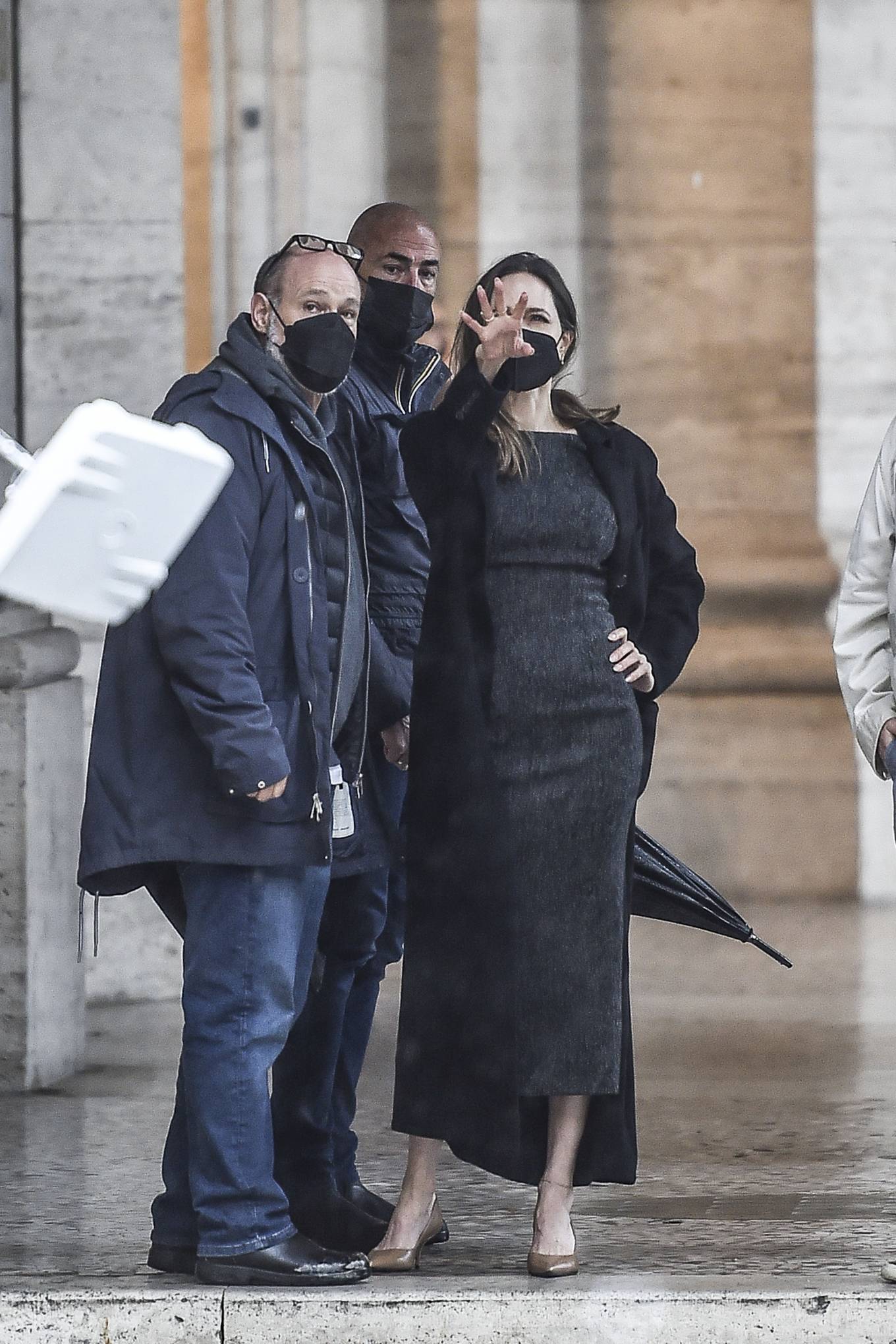 Angelina Jolie – Spotted in Rome under heavy rain-12 – GotCeleb