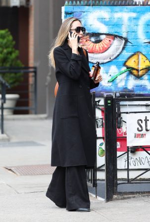 Angelina Jolie - Steps out in New York