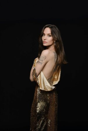 Angelina Jolie - Woman Madame Figaro (November 2021)