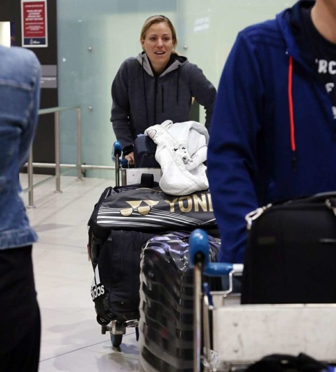 Angelique Kerber - Arrives at Perth International Airport