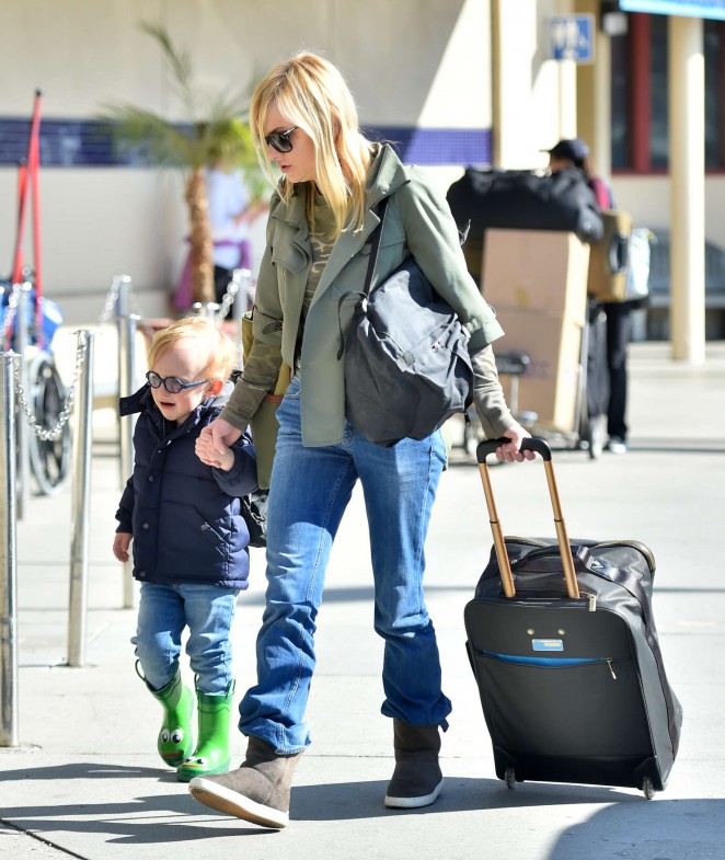 Anna Faris with her son at airport in Burbank