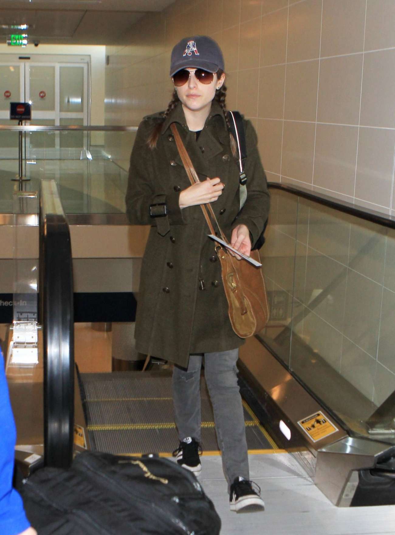 Anna Kendrick - Arrives at LAX Airport in Los Angeles