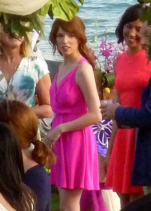 Anna Kendrick & Aubrey Plaza - On set of 'Mike and Dave Need Wedding Dates' in Oahu